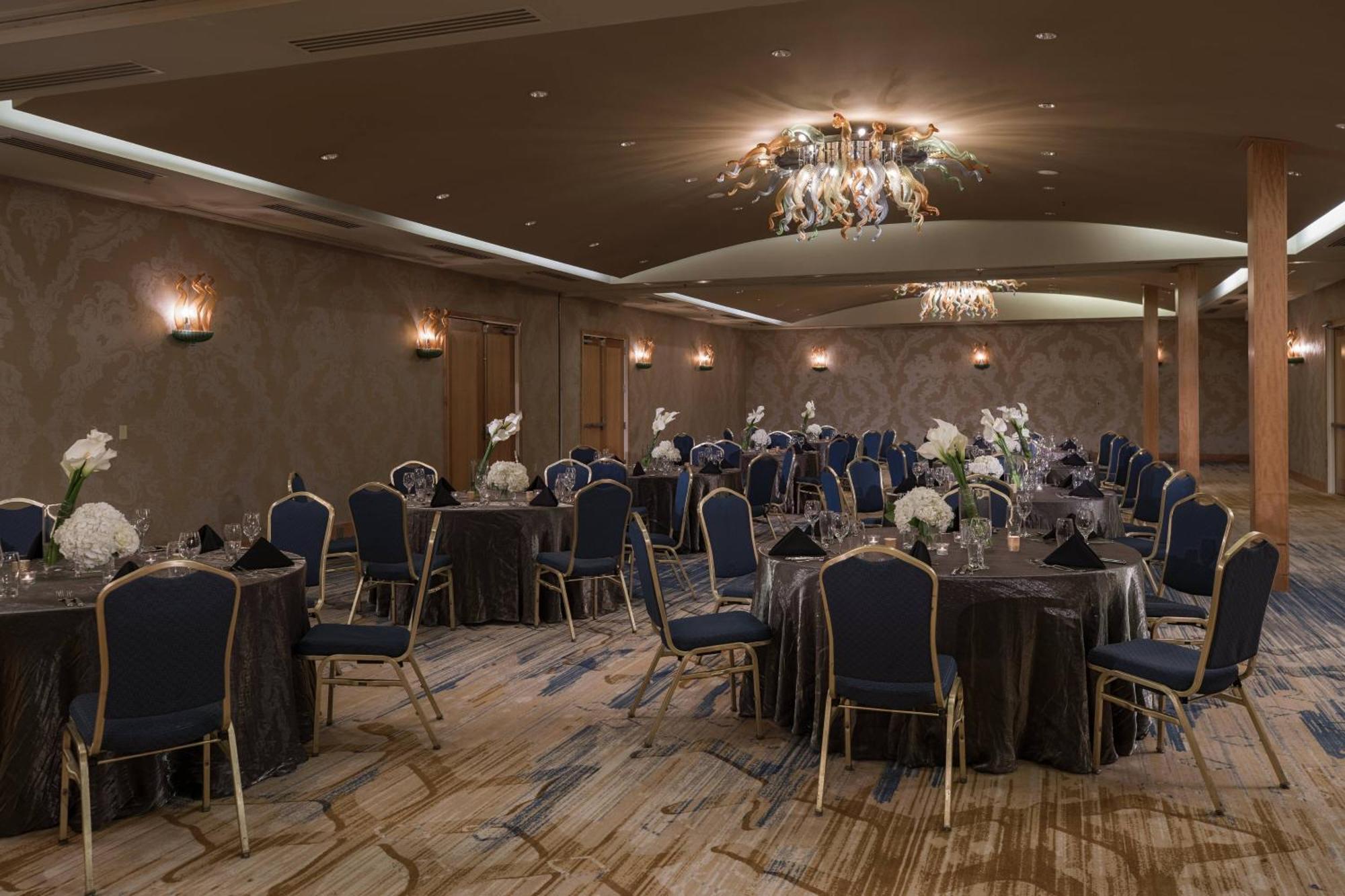 Renaissance New Orleans Pere Marquette French Quarter Area Hotel Dış mekan fotoğraf