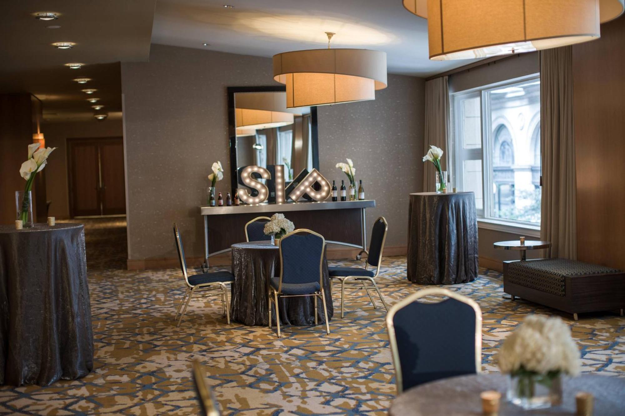 Renaissance New Orleans Pere Marquette French Quarter Area Hotel Dış mekan fotoğraf