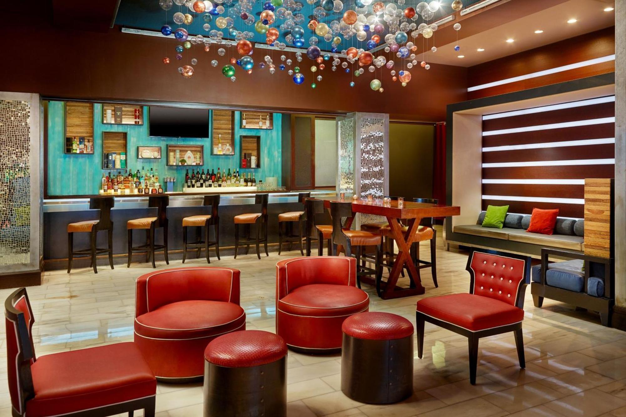 Renaissance New Orleans Pere Marquette French Quarter Area Hotel Dış mekan fotoğraf
