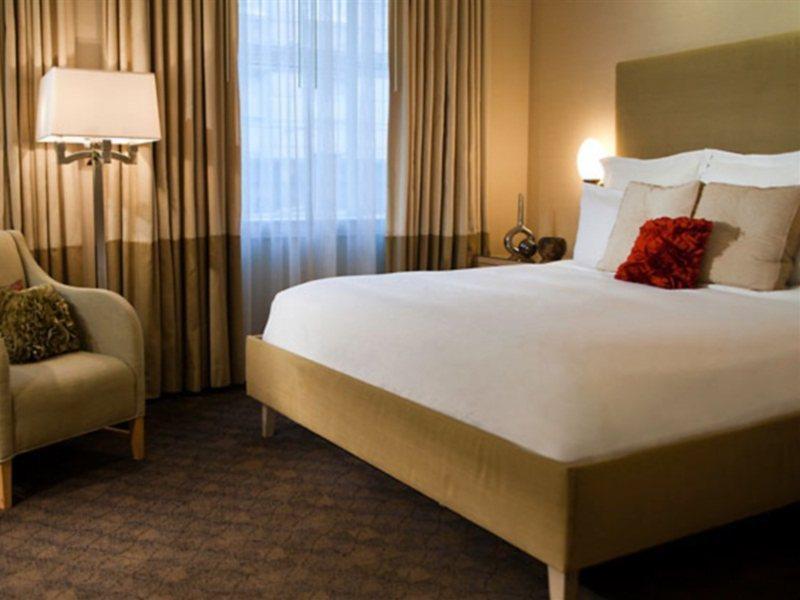 Renaissance New Orleans Pere Marquette French Quarter Area Hotel Dış mekan fotoğraf